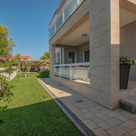 Villa Wiena Vir Exteriör bild