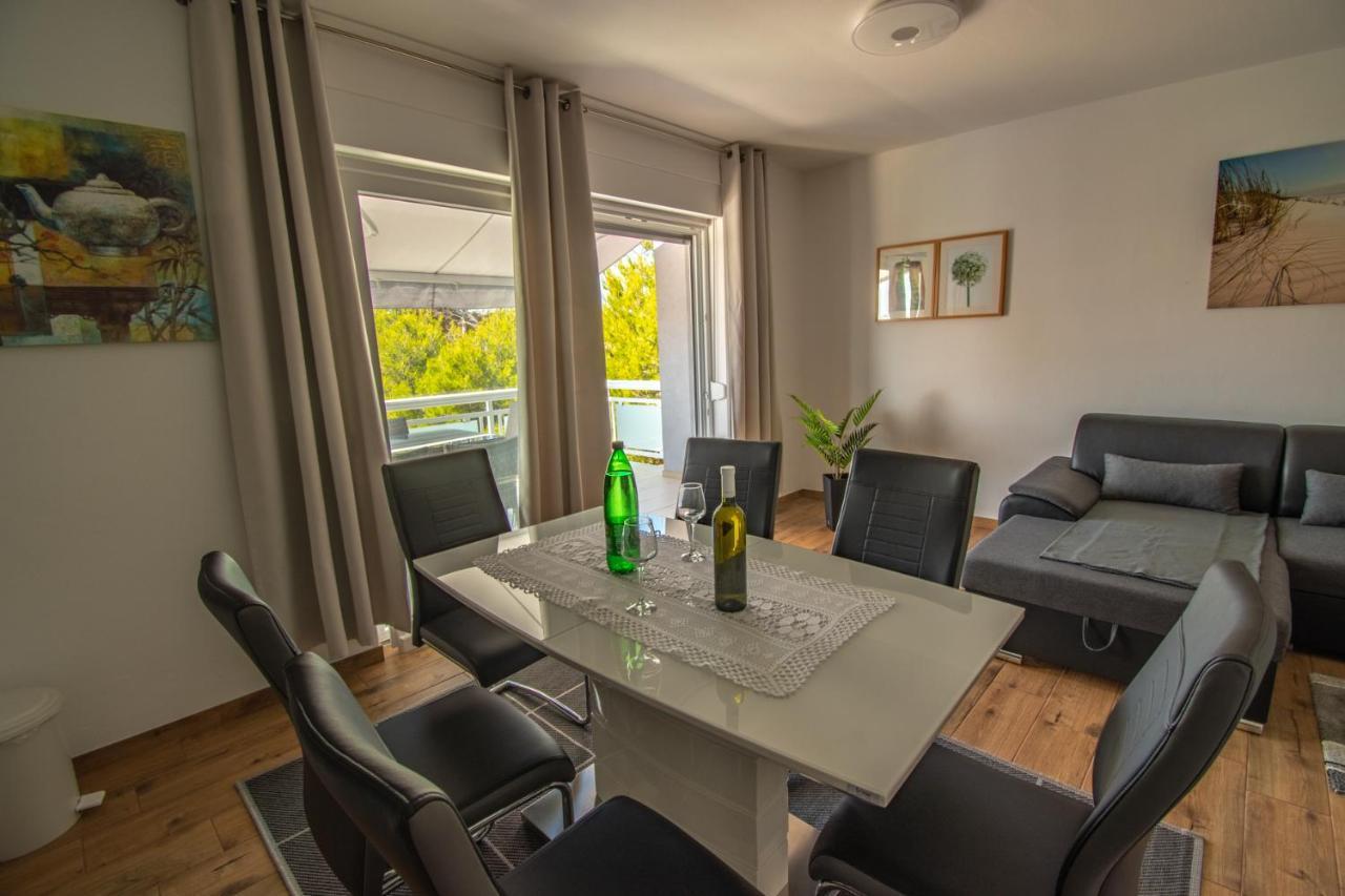 Villa Wiena Vir Exteriör bild