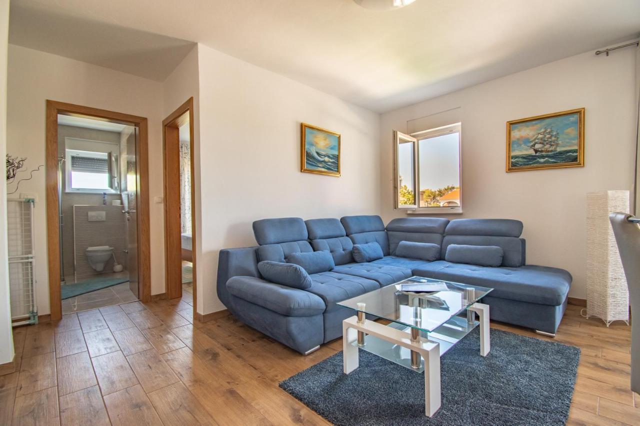 Villa Wiena Vir Exteriör bild